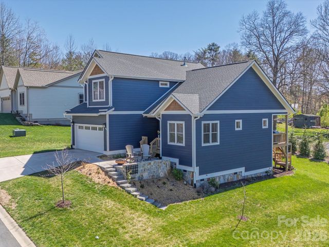 111 Ellis Lane, Arden, NC 28704