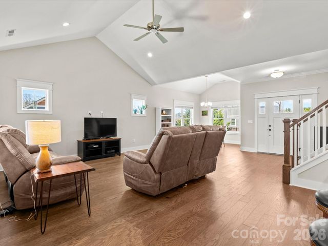 111 Ellis Lane, Arden, NC 28704