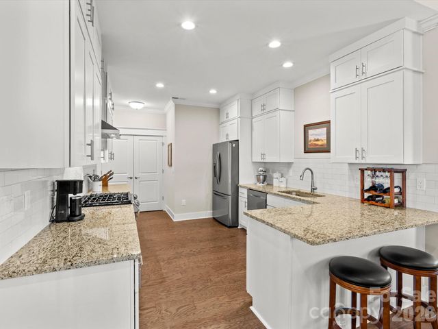 111 Ellis Lane, Arden, NC 28704