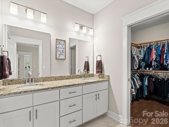 111 Ellis Lane, Arden, NC 28704