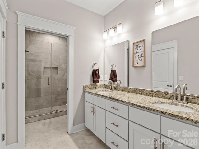 111 Ellis Lane, Arden, NC 28704