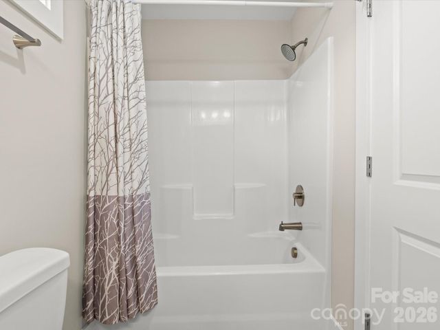 111 Ellis Lane, Arden, NC 28704