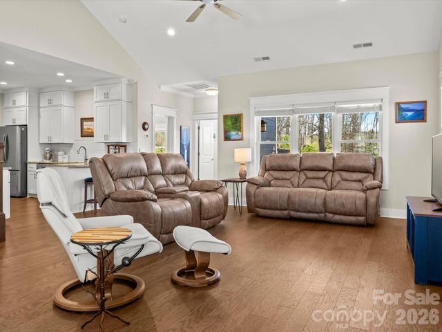 111 Ellis Lane, Arden, NC 28704