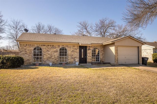 10125 Peppertree Lane, Fort Worth, TX 76108