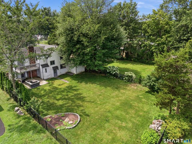 2298 Albany Avenue, West Hartford, CT 06117