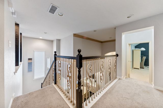 7096 Carmona, Grand Prairie, TX 75054