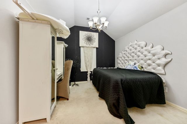 7096 Carmona, Grand Prairie, TX 75054