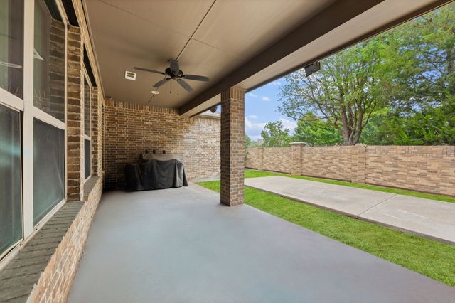 7096 Carmona, Grand Prairie, TX 75054