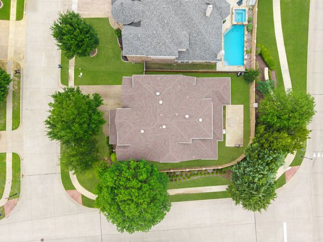 7096 Carmona, Grand Prairie, TX 75054