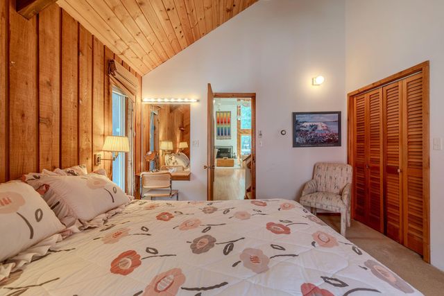 63 Raspberry Hill Road, Winhall, VT 05340