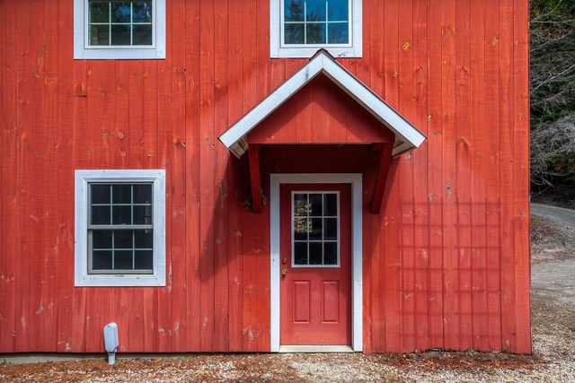 63 Raspberry Hill Road, Winhall, VT 05340