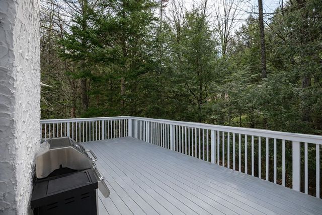 63 Raspberry Hill Road, Winhall, VT 05340