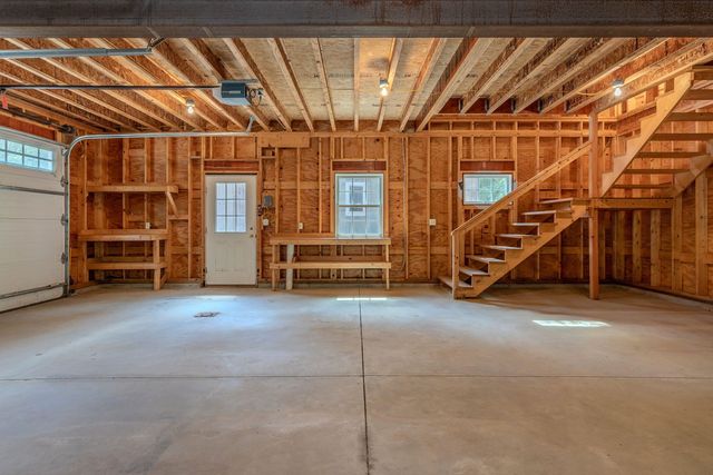 63 Raspberry Hill Road, Winhall, VT 05340