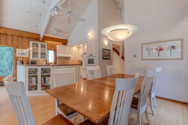 63 Raspberry Hill Road, Winhall, VT 05340