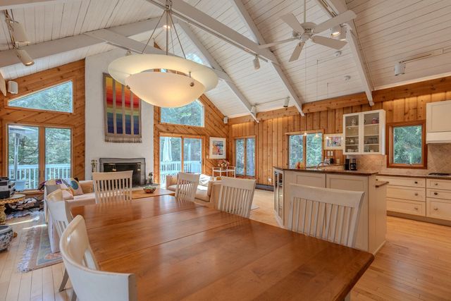 63 Raspberry Hill Road, Winhall, VT 05340