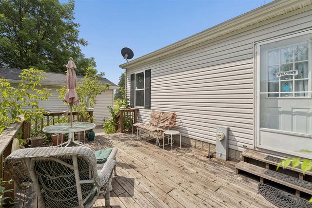 N3356 COUNTY ROAD W, New London, WI 54961