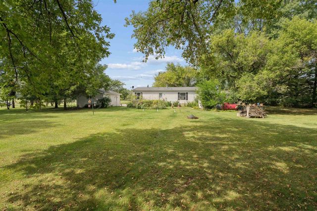 N3356 COUNTY ROAD W, New London, WI 54961