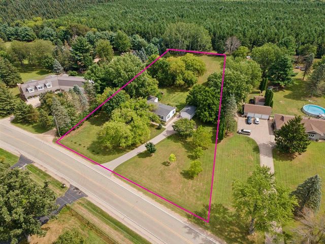 N3356 COUNTY ROAD W, New London, WI 54961