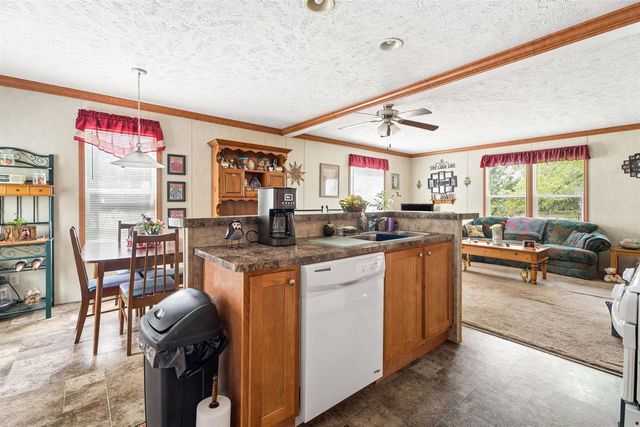 N3356 COUNTY ROAD W, New London, WI 54961