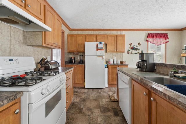 N3356 COUNTY ROAD W, New London, WI 54961