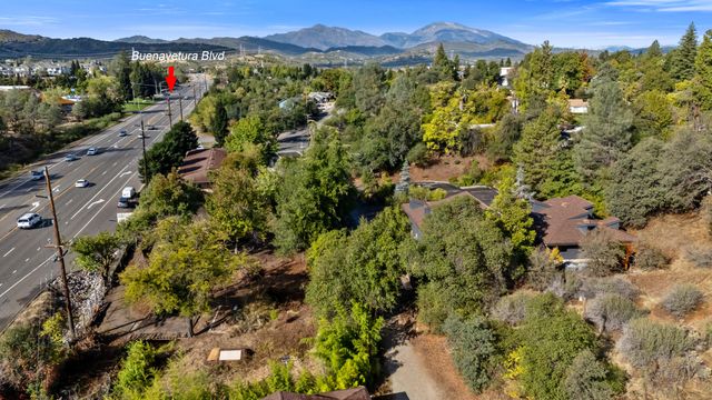 3510 Eureka Way, Redding, CA 96001