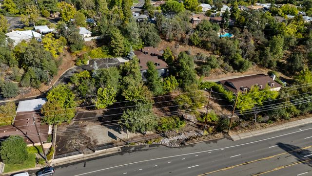 3510 Eureka Way, Redding, CA 96001