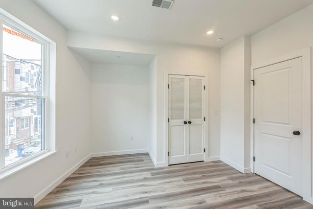 1526 W SEYBERT ST, Philadelphia, PA 19121