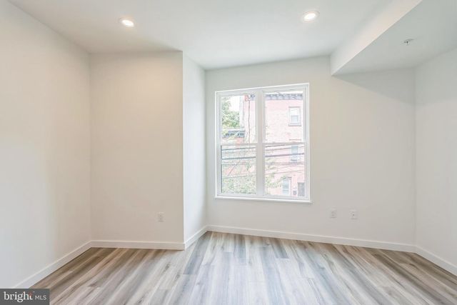 1526 W SEYBERT ST, Philadelphia, PA 19121