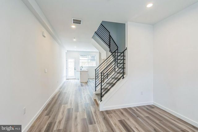 1526 W SEYBERT ST, Philadelphia, PA 19121