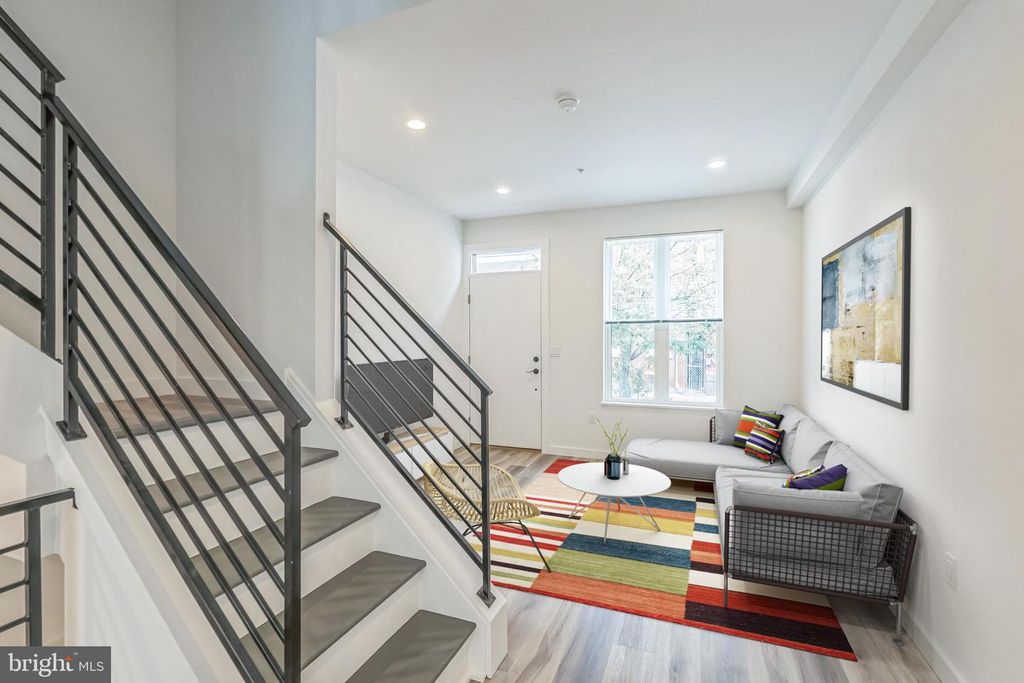 1526 W SEYBERT ST, Philadelphia, PA 19121