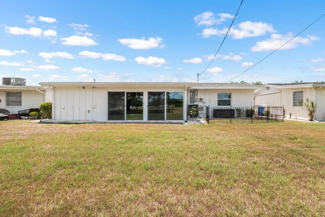 901 AUGUSTA DRIVE, Sun City Center, FL 33573