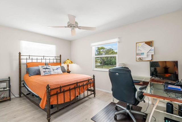 901 AUGUSTA DRIVE, Sun City Center, FL 33573
