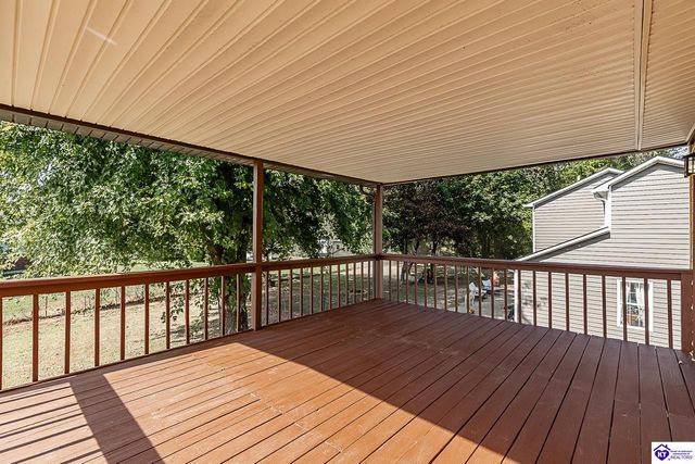 2669 N Lake Road North, Radcliff, KY 40160