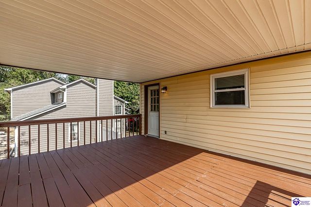 2669 N Lake Road North, Radcliff, KY 40160