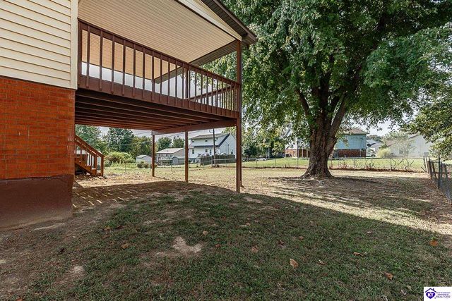 2669 N Lake Road North, Radcliff, KY 40160