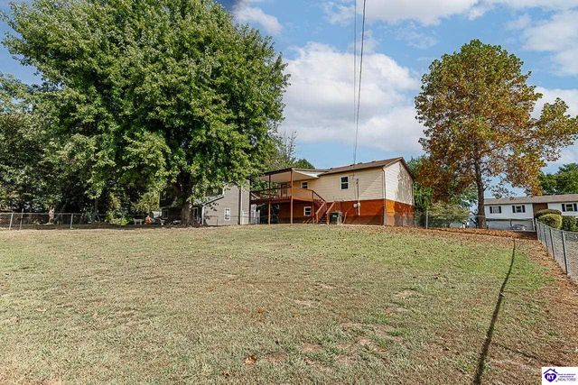 2669 N Lake Road North, Radcliff, KY 40160