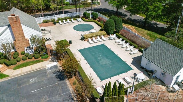 2313 Wythe House Court, Charlotte, NC 28270