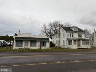 15835 E KUTZTOWN RD, Maxatawny, PA 19538