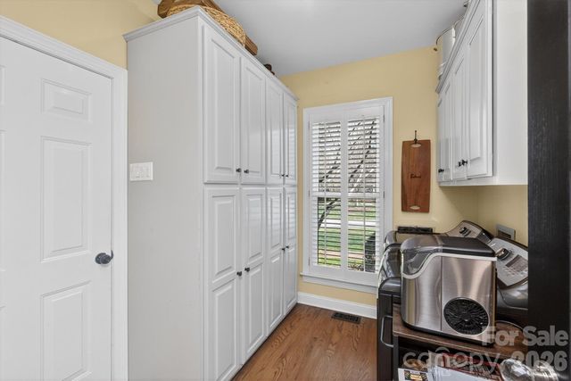 5300 Beritstrasse Court, Charlotte, NC 28277