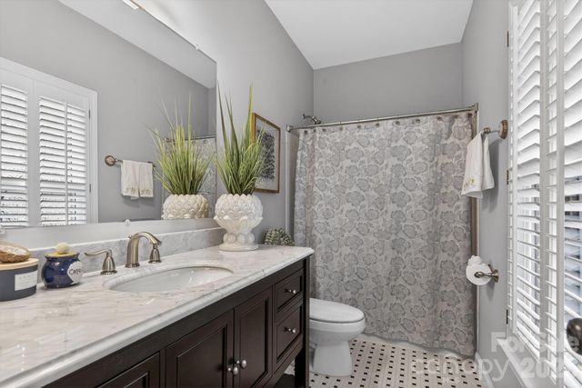 5300 Beritstrasse Court, Charlotte, NC 28277