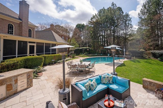 5300 Beritstrasse Court, Charlotte, NC 28277