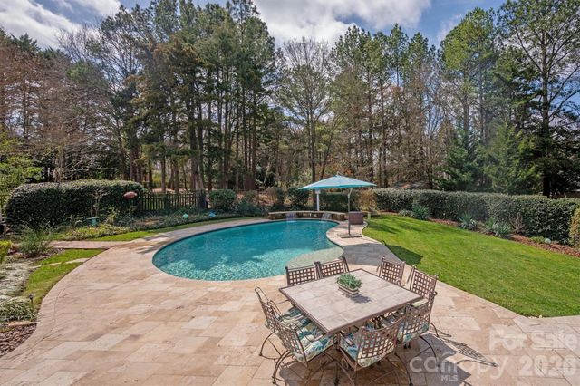 5300 Beritstrasse Court, Charlotte, NC 28277