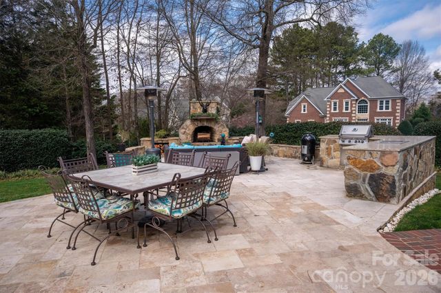 5300 Beritstrasse Court, Charlotte, NC 28277