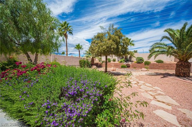 1740 Honey Tree Drive, Las Vegas, NV 89144
