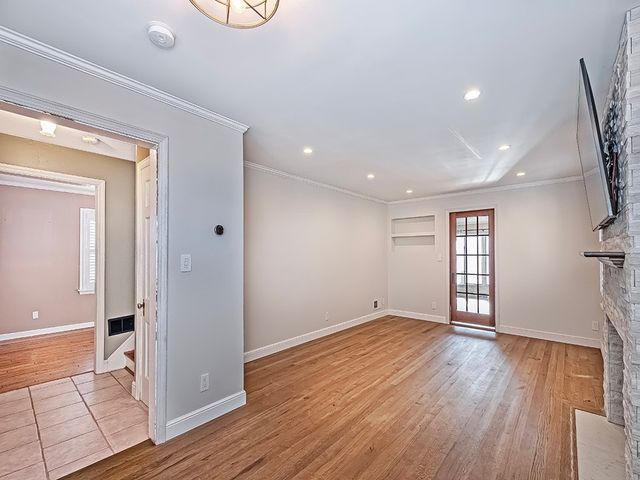 330 Hazel Drive, Mt Lebanon, PA 15228