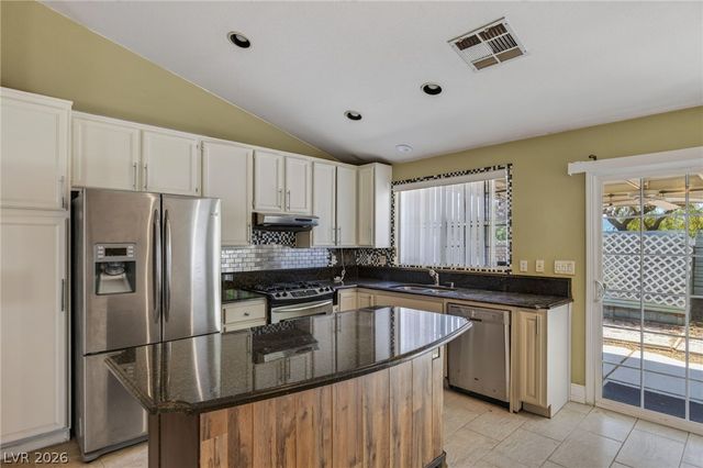 4566 New Dupell Way, Las Vegas, NV 89147