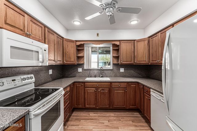 6231 E ELLIS Street, Mesa, AZ 85205