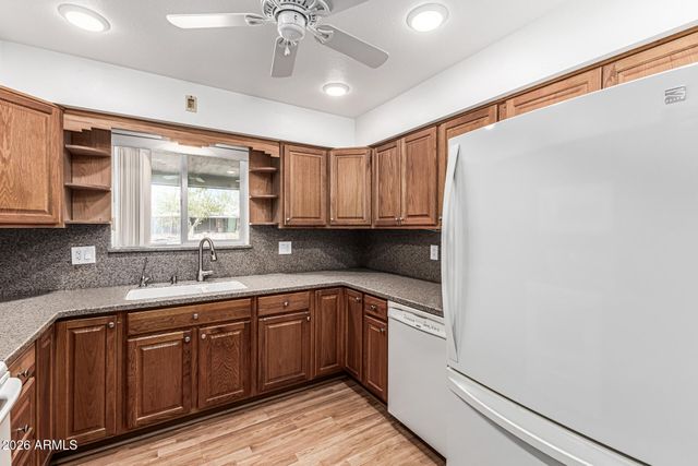 6231 E ELLIS Street, Mesa, AZ 85205