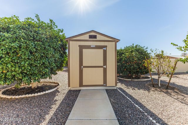6231 E ELLIS Street, Mesa, AZ 85205