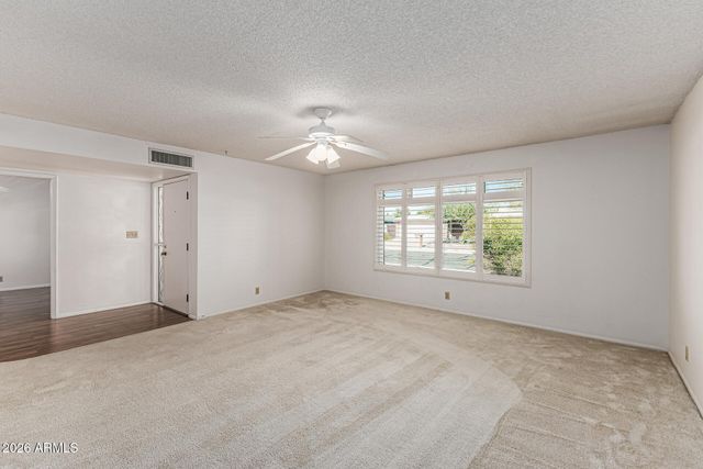 6231 E ELLIS Street, Mesa, AZ 85205